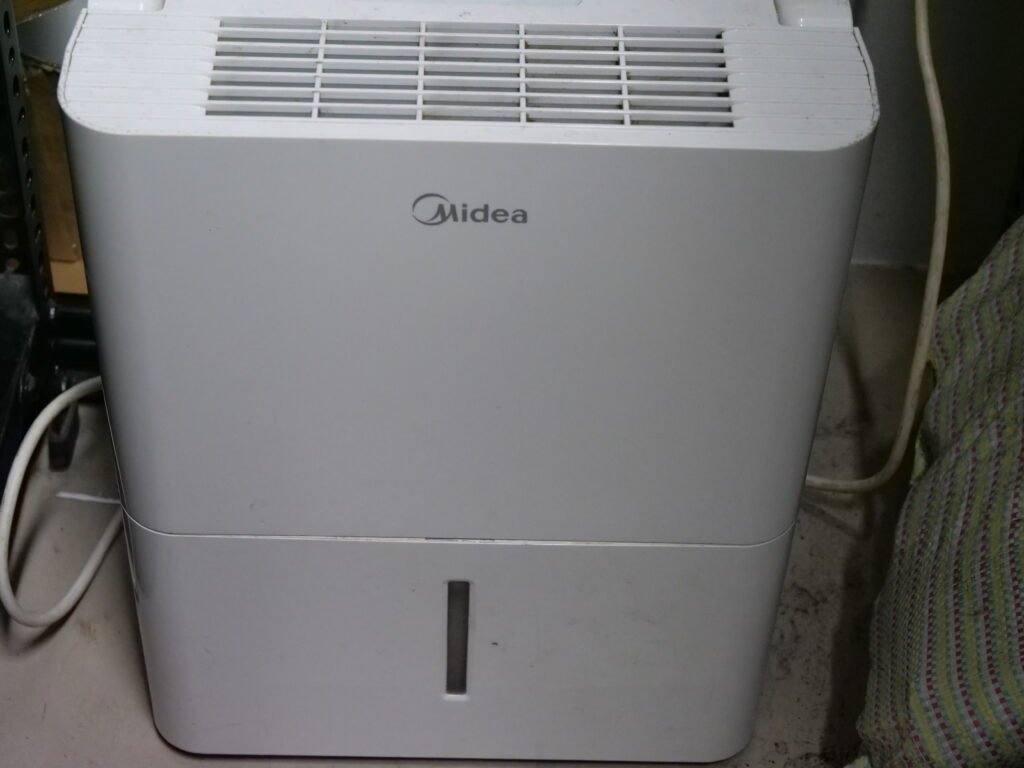 Midea 12L photographed during actual home testing